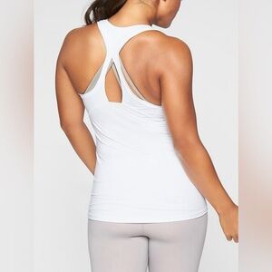 Athleta Limitless Keyhole Tank
White, size Medium
